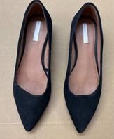 H&M schwarze Schuhe Wildleder Größe 38 Nordrhein-Westfalen - Dormagen Vorschau