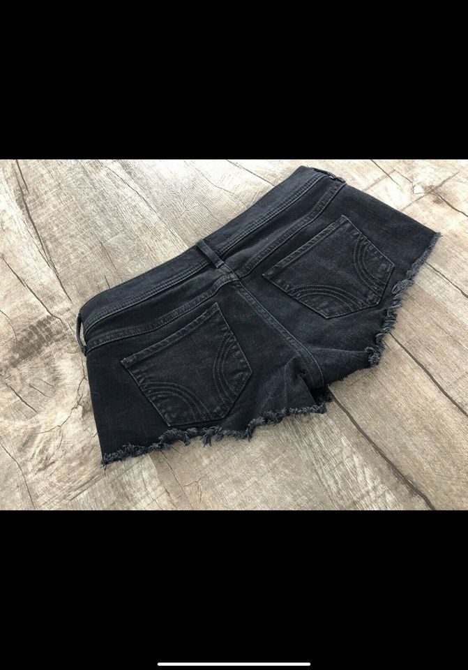 Hollister Hotpants Shorts kurze Hose schwarz Jeans 26 Sommer in Wermelskirchen