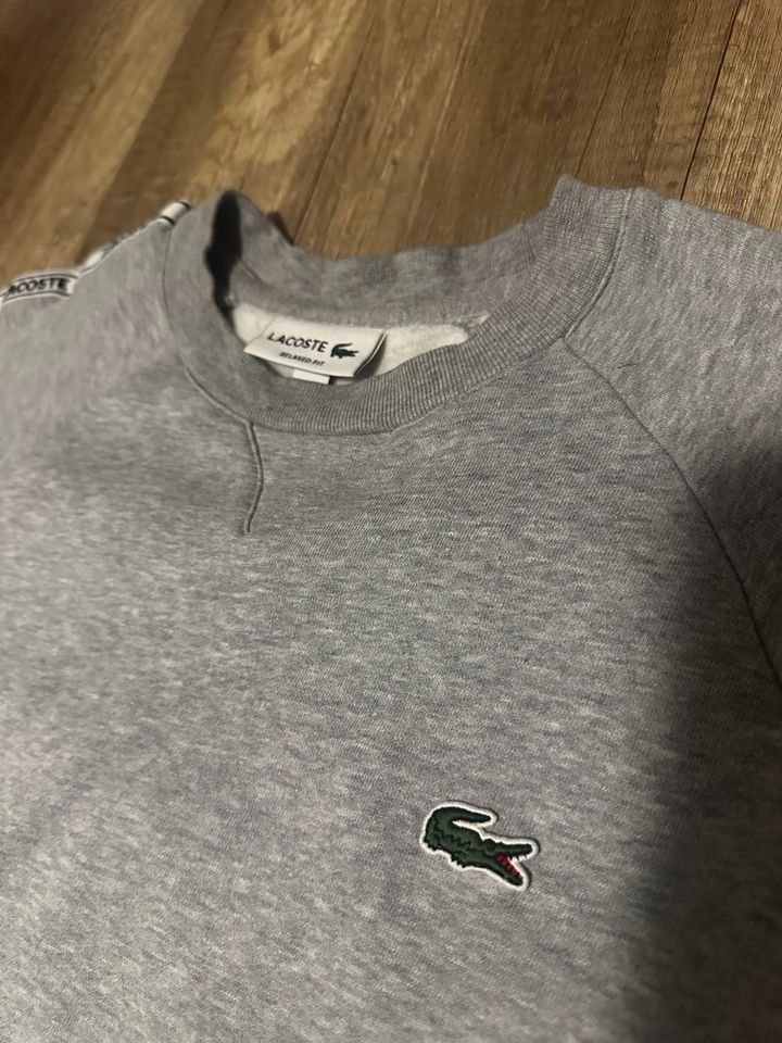 Lacoste Sweatshirt in Schwanau