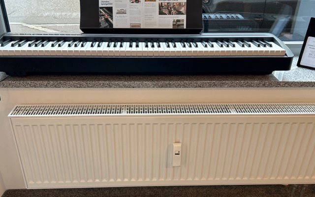 Digitalpiano KAWAI Mod. ES-120 nur noch 1 x in schwarz vorhanden - Digitalpiano E-Piano kaufen in Kempten in Kempten