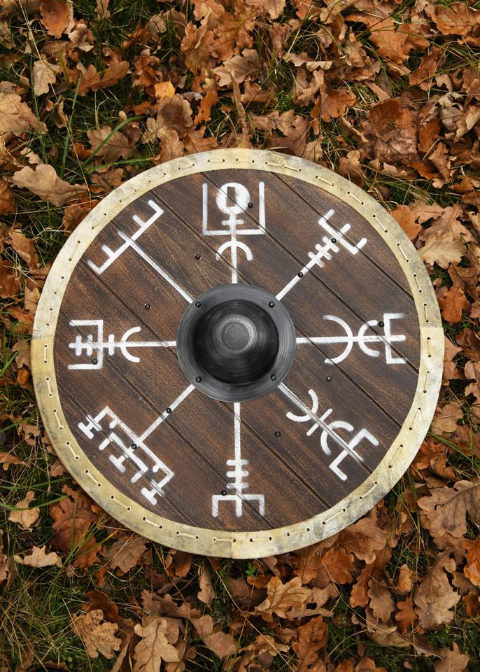 Wikingerschild 'Vegvísir' mit Rohaut-Umrandung, 60 cm Mittelalter in Schönebeck (Elbe)