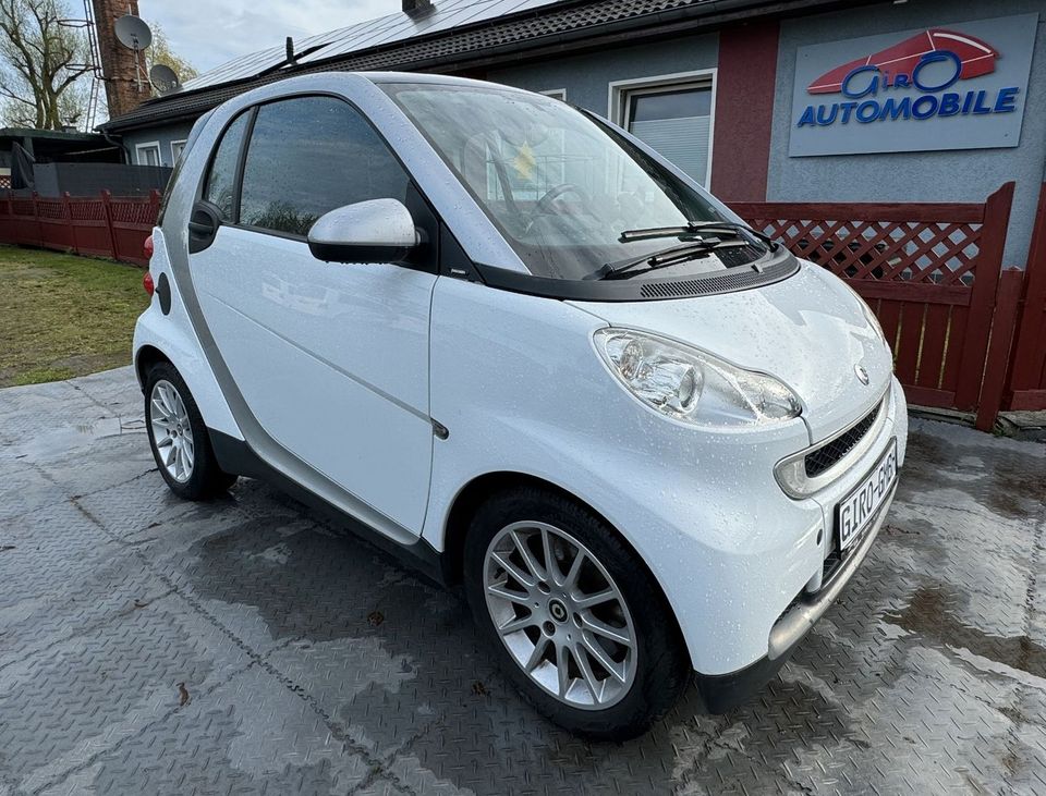Smart ForTwo fortwo coupe Micro Hybrid Drive 52kW,Pano in Rostock