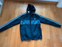 ADIDAS Windjacke Jungen Gr. 164 cm München - Thalk.Obersendl.-Forsten-Fürstenr.-Solln Vorschau