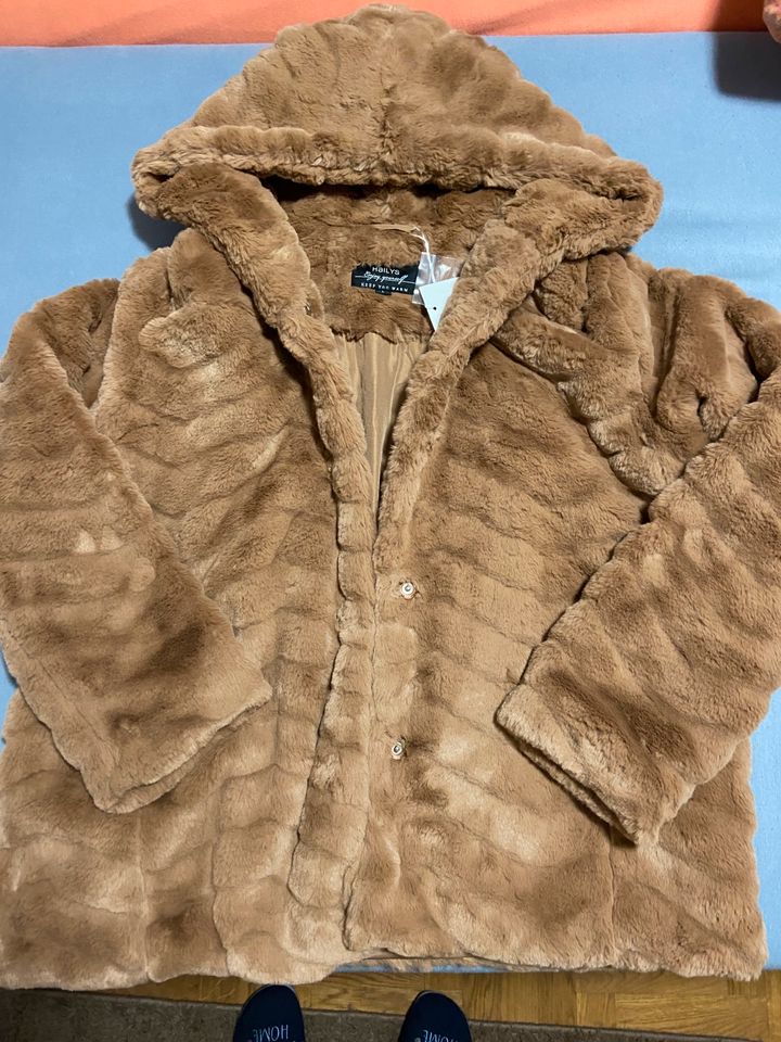 Hailys Teddy Jacke Camel Farbe Gr L,40 ,Neu in Gelsenkirchen