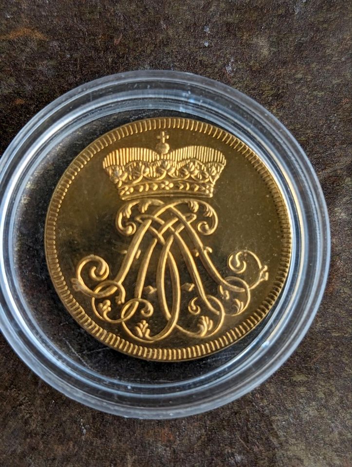 Gold Goldmünze Münze Medaille 1735 Pferd Braunschweig in Sande