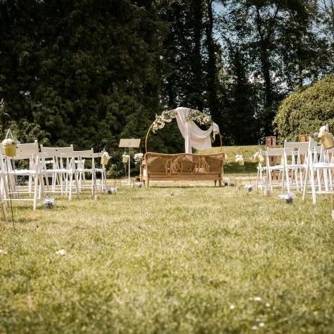 Trausofa Traustühle Hochzeit Verleih leihen mieten Hochzeitsdeko in Bielefeld