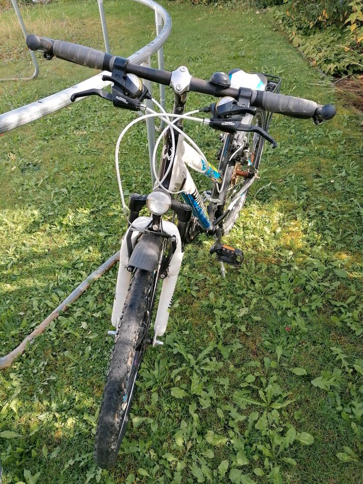 Winora-Fahrrad für Jugendliche in Schemmerhofen