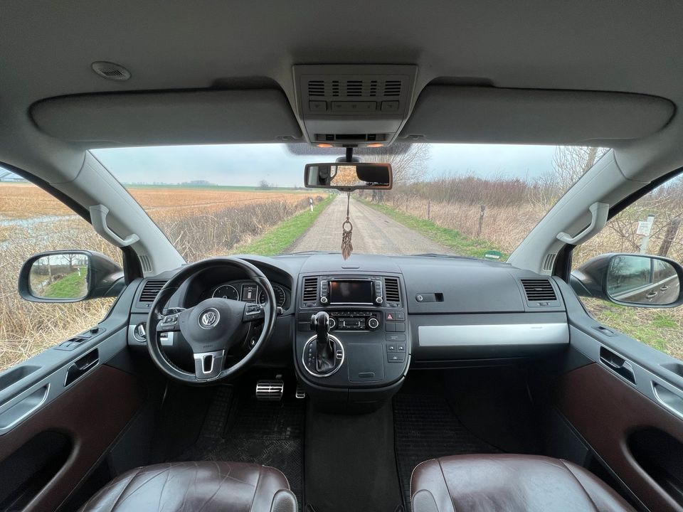 VW T5.2 Multivan HIGHLINE 2.0 TDI Vollleder Toffeebraun in Kleve