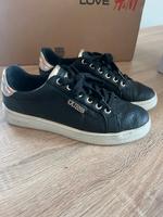 Guess Damen Schuhe Sneaker schwarz gold gr 38 Hamburg-Nord - Hamburg Ohlsdorf Vorschau