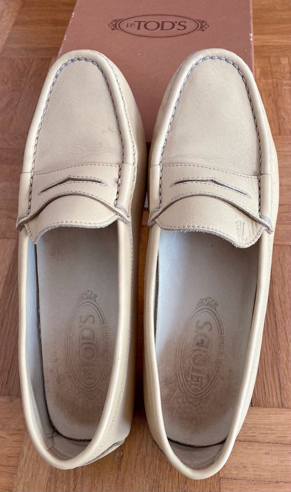 Damen Tods Moccassins Gommino hellgelb Gr. 38,5 in München