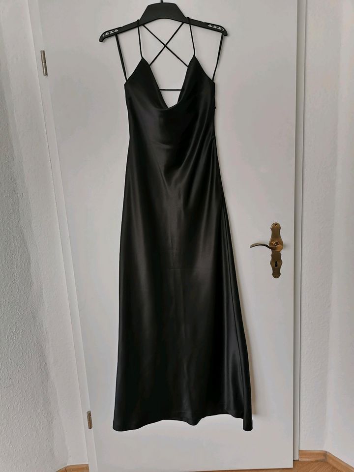 Zero Kleid Abendkleid Gr. 36 schwarz in Minden