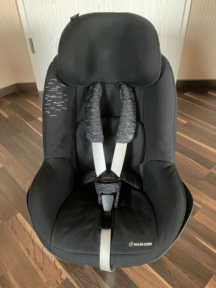 Set Maxi Cosi Cabrio Fix + Pearl mit Family Fix Station Isofix in Anklam