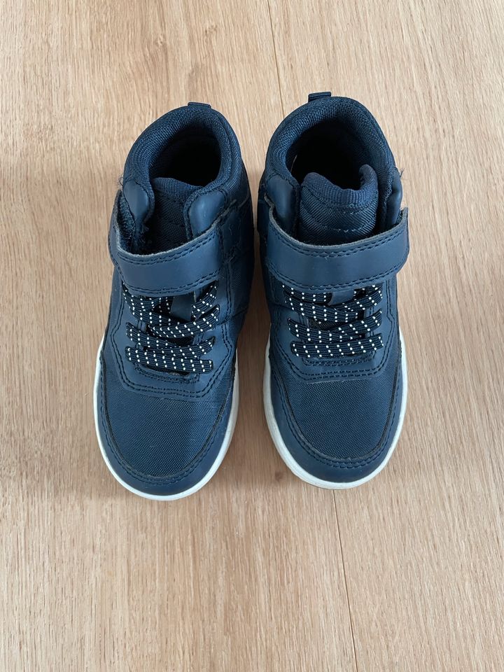 Blaue Kinderschuhe hohe Turnschuhe Sneakers Größe 25 von H&M in Kiel