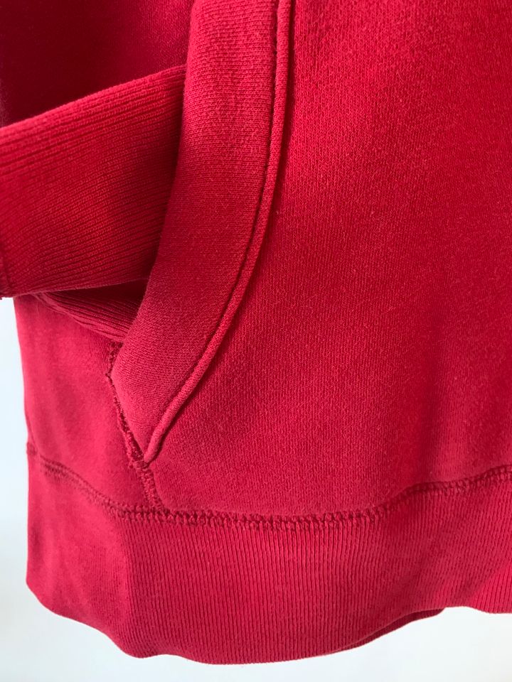 Hollister Sweatshirt Kapuze rot Hoodie Gr. S / 176 in Rodgau