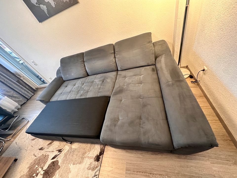 Ecksofa mit Schlaffunktion in Arnsberg