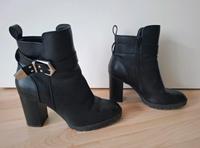 Buffalo Stiefeletten Gr. 41 Schwarz Lederimitat Niedersachsen - Seevetal Vorschau