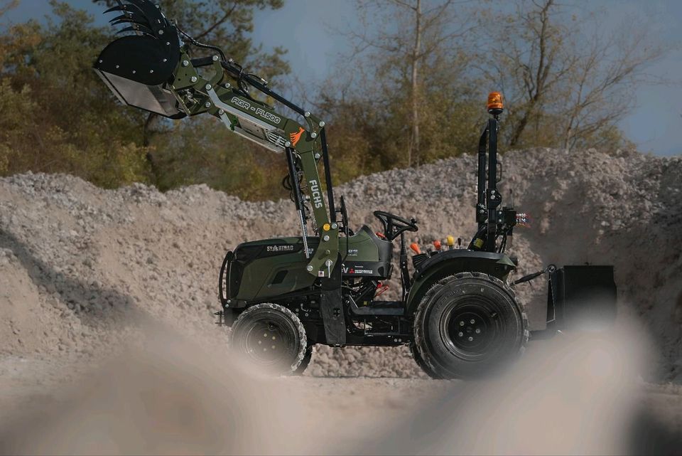 Startrac 263 Allradtraktor Kleintraktor Frontlader Hoflader in Wald Oberpf.