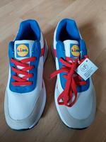 lidl schuhe turnschuhe größe 42 neu ungetragen weiß rot blau Niedersachsen - Oldenburg Vorschau