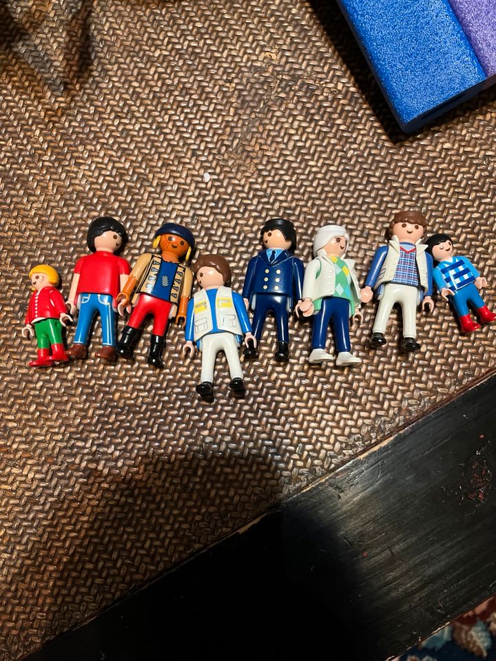 Playmobil Figuren 8 Stück in Regensburg