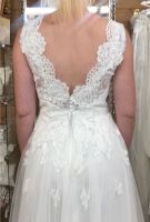 Hochzeitskleid / Brautkleid mit Gürtel, floral, Ivory, 38 Nordrhein-Westfalen - Gronau (Westfalen) Vorschau