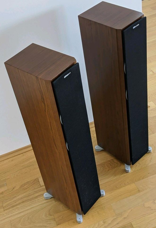 1 Paar Nussbaum Dynaudio Excite X34 mit OVP in Neustadt an der Weinstraße