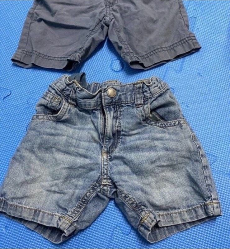 Top Zwei Kurze Hose Shorts Größe 86-92 in Mauer