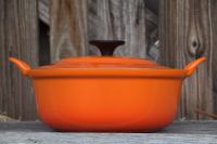 Le Creuset 24 Topf Bräter Gusseisen Emaille Orange Niedersachsen - Hilgermissen Vorschau