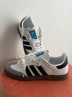 Neue Adidas Schuhe Häfen - Bremerhaven Vorschau