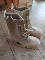 Boot's beige Gr. 39 Onlineshop Luckyme Sachsen-Anhalt - Blankenburg (Harz) Vorschau