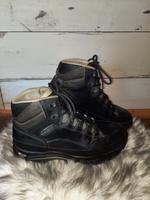 Lowa Vollleder Wanderschuhe * neuer Preis* Brandenburg - Hennickendorf Vorschau