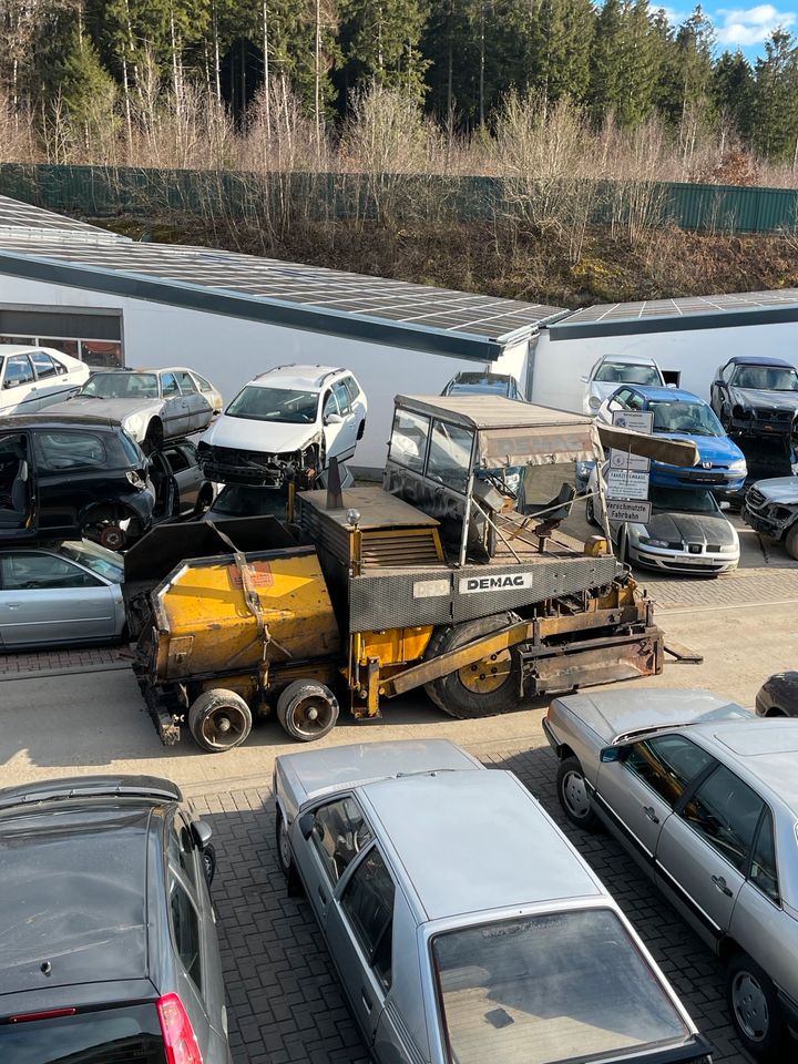 Ankauf & Verwertung von Maschinen Baumaschinen Container Stapler in Waldbröl