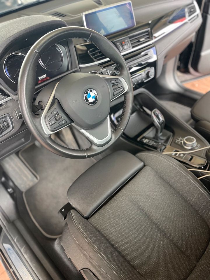 BMW X1 sDrive 1.8i in Berlin