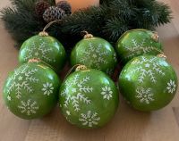 6 Fairtrade Weihnachtskugeln grün/weis/gold Christbaum Kugeln Nordrhein-Westfalen - Dinslaken Vorschau