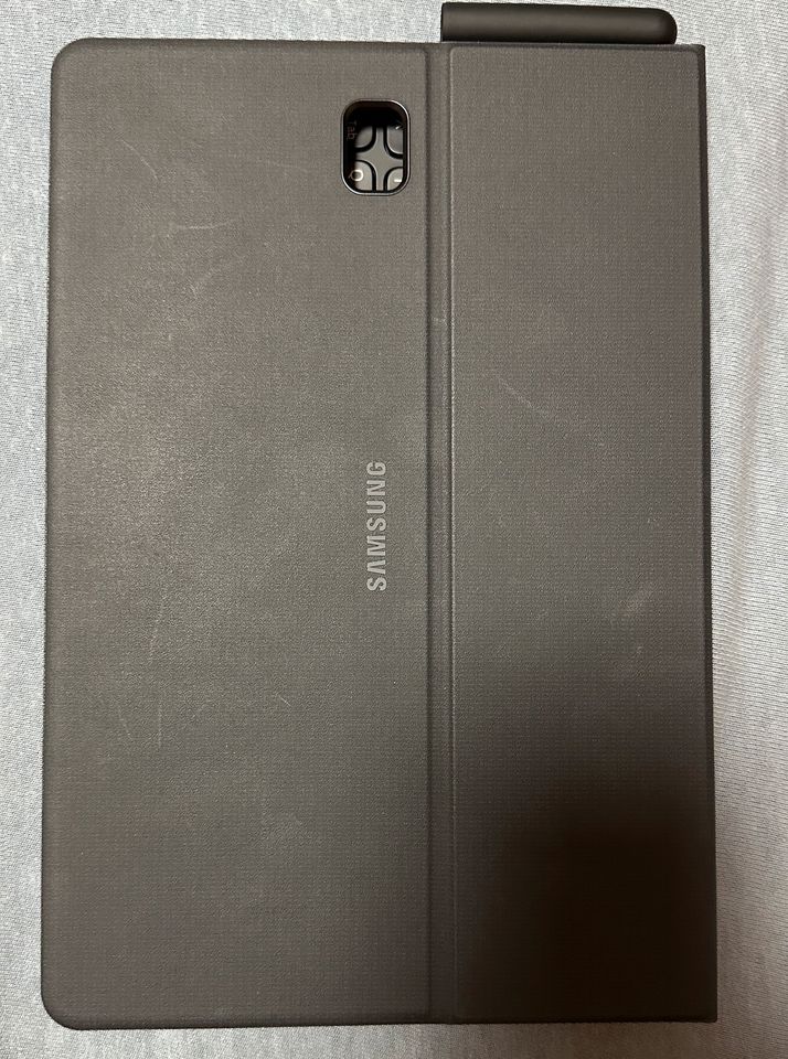 Samsung Galaxy Tab S4 - T830 (Tastatur und S pen) in Frankfurt am Main