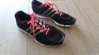 adidas Sportschuh/Turnschuh/Sneaker Gr. UK 10 (42) Nordrhein-Westfalen - Leverkusen Vorschau