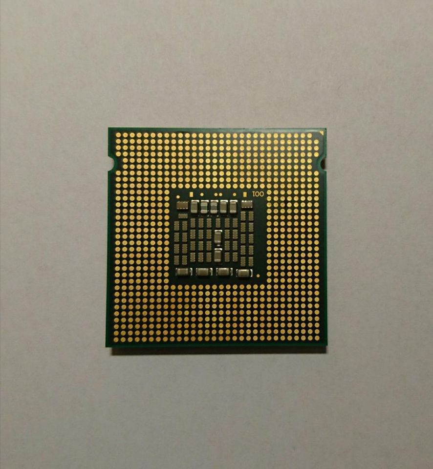 Intel Pentium D 930 SL94R in Potsdam