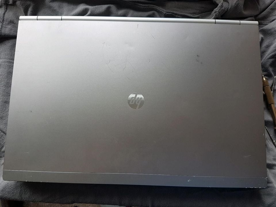 HP EliteBook 8570p 15" Gehäuse Notebook Laptop PC Teile Win 7 Pro in Berlin
