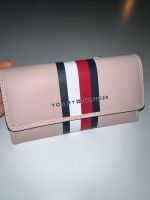 NEU Tommy Hilfiger Portmonee Geldbeutel Wallat Nordrhein-Westfalen - Paderborn Vorschau