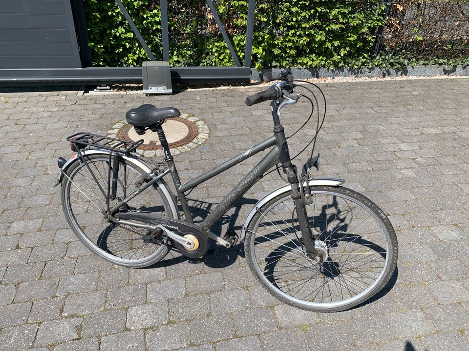 Winora Damenfahrrad 28 Zoll mit 7 Gängen in Hamburg