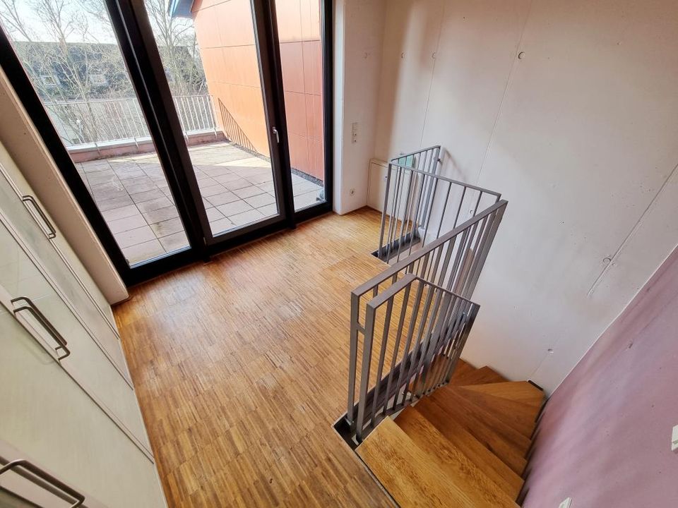 MODERN UND INDIVIDUELL. Schicke MAISONETTE-WOHNUNG im EUROPAVIERTEL in Wiesbaden