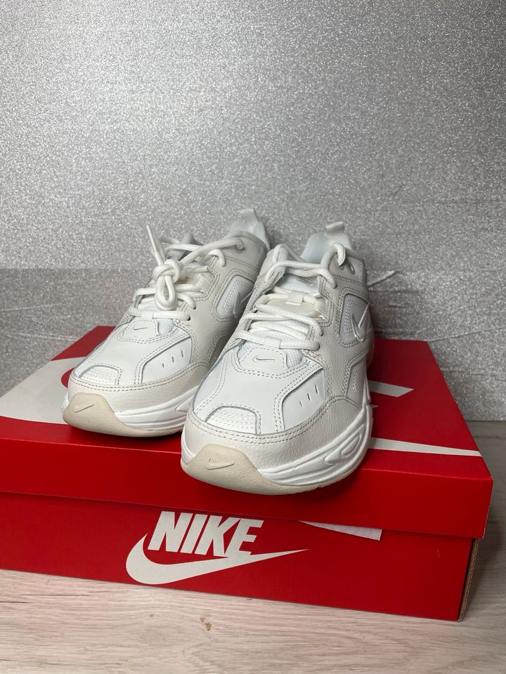 Nike M2K tekno neu beige weiß gr 38 Damen Schuhe in Augsburg