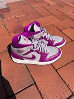 Nike Schuhe Damen / Sneaker / Jordan Niedersachsen - Großefehn Vorschau
