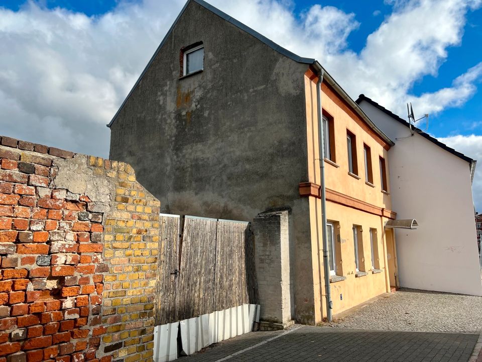 Traumhaftes Wassergrundstück mit Wohnhaus in Rathenow in Rathenow