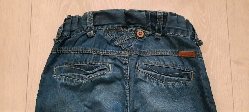 ☆ Kleider-Pakete Gr 122 128 Shirts Kleid Jeans Leggings Shorts in Tann