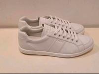 NEU Prada Sneaker weiss in Größe 42 original (nicht Gucci) Bayern - Augsburg Vorschau