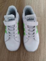 Schuhe Sneakers Adidas 34 weiß grün Sachsen-Anhalt - Haldensleben Vorschau