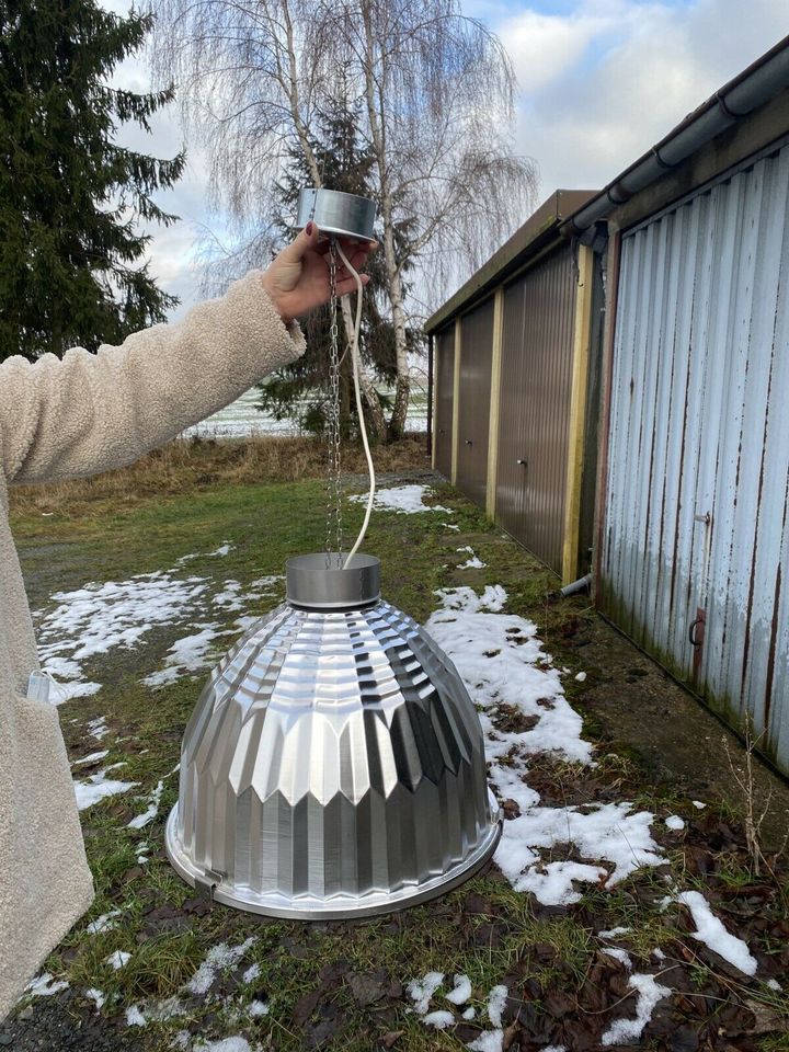 Designer Lampe  für hohe Räume in Auma