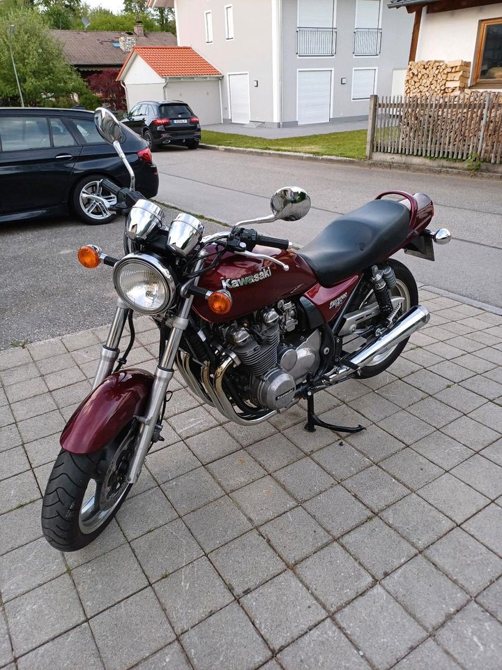 Motorrad Kawasaki ZR 750 c in Rosenheim