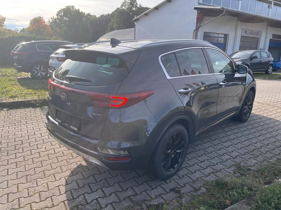 Kia Sportage 4WD M.Hybrid GTLine Technik Sitzbelüft. in Altenburg