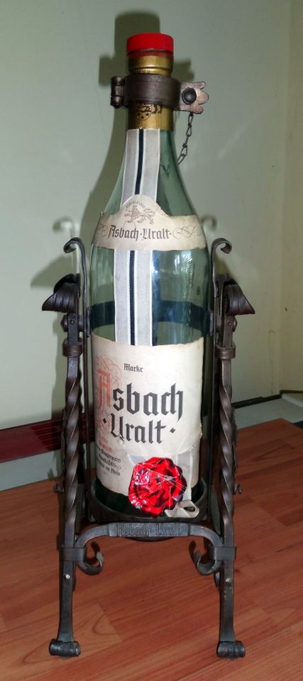 3 Liter Flasche Asbach Uralt (leere Flasche!!); Ständer aus Eisen in Kaiserslautern